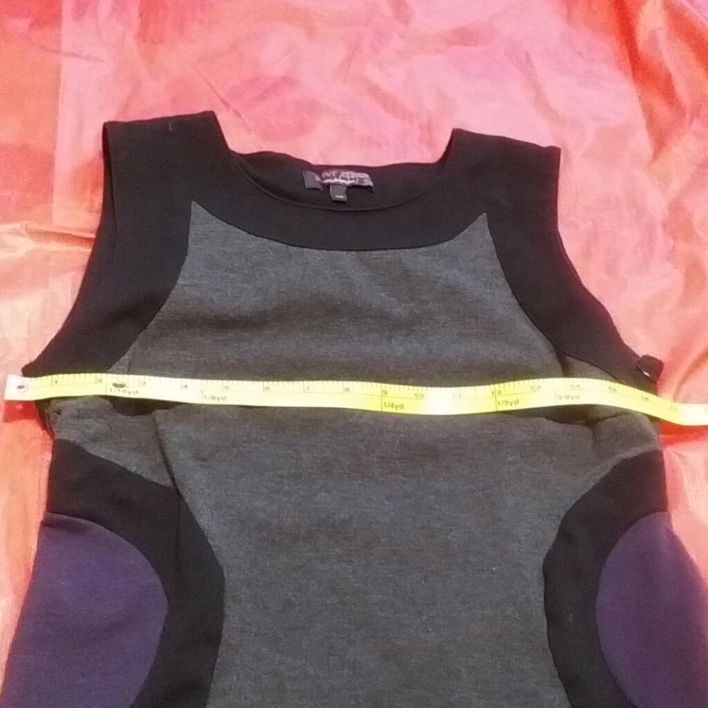 ๐ป๐ Dress - Picture 6 of 10